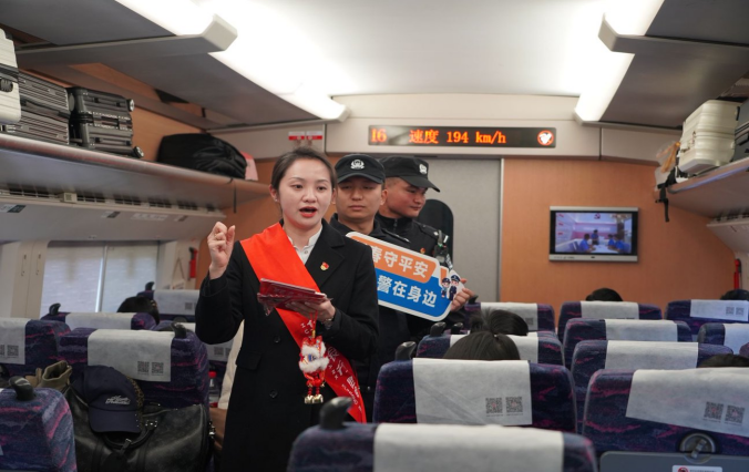 金融知識宣傳有年味兒！——“幸福三公里 平安迎新年”金融教育活動火熱開展